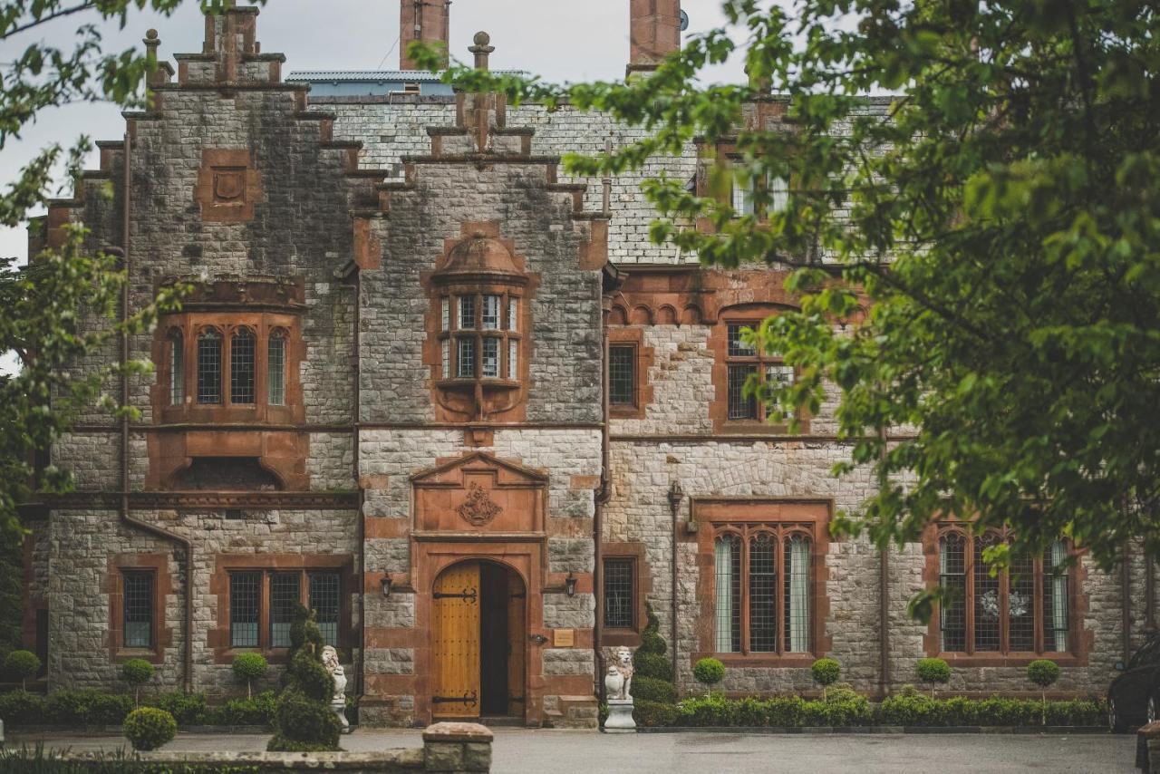 Caer Rhun Hall Hotel คอนวี ภายนอก รูปภาพ