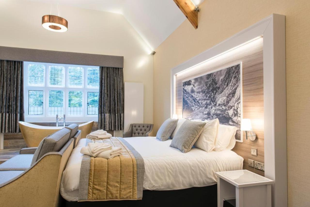 Caer Rhun Hall Hotel คอนวี ภายนอก รูปภาพ