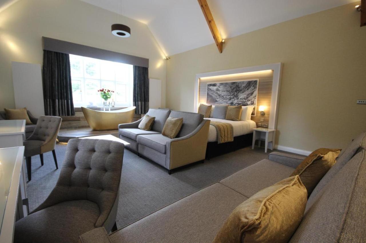 Caer Rhun Hall Hotel คอนวี ภายนอก รูปภาพ