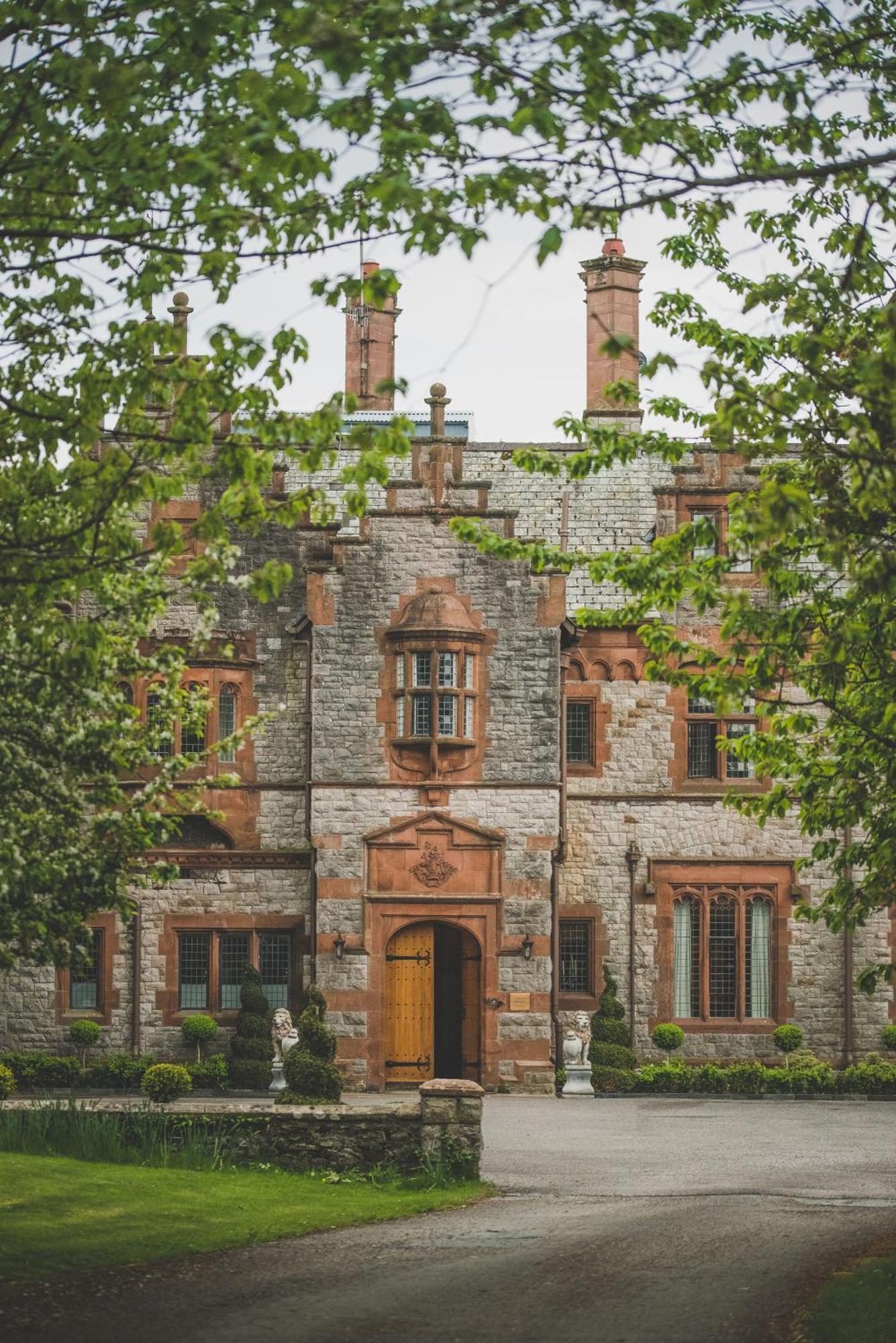 Caer Rhun Hall Hotel คอนวี ภายนอก รูปภาพ